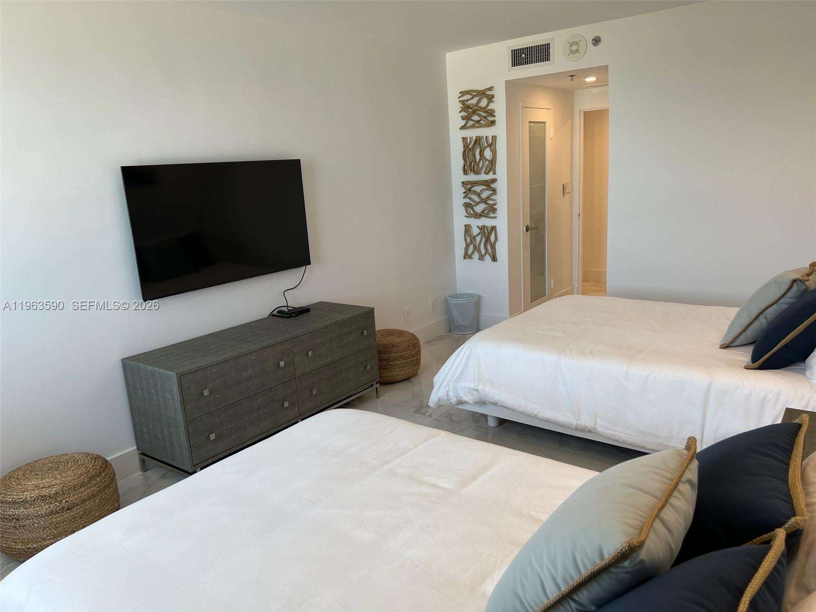 Decoplage at 100 Lincoln Rd, Miami Beach, FL 33139 - For Rent photo 33