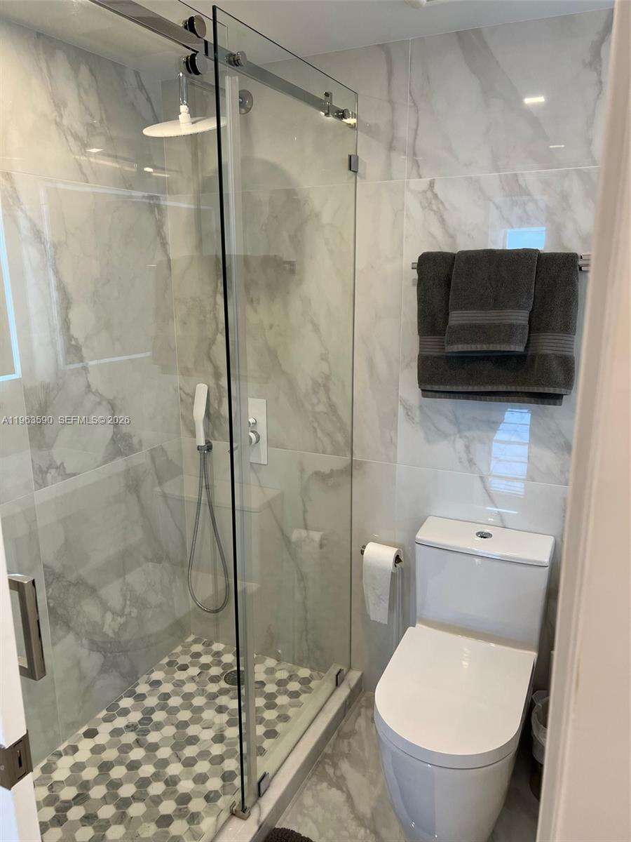Decoplage at 100 Lincoln Rd, Miami Beach, FL 33139 - For Rent photo 36