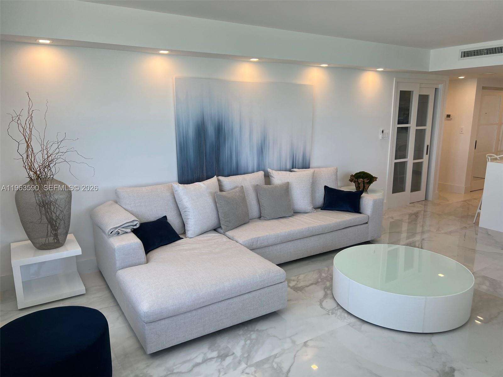 Decoplage at 100 Lincoln Rd, Miami Beach, FL 33139 - For Rent photo 10