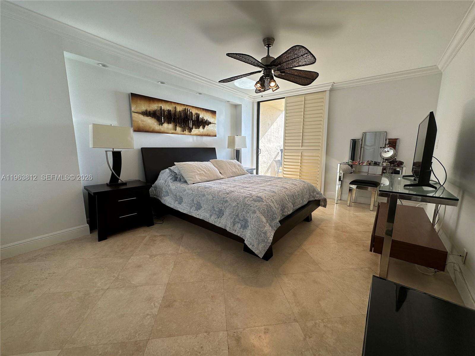 Club Atlantis at 2555 Collins Ave, Miami Beach, FL 33140 - For Rent photo 5