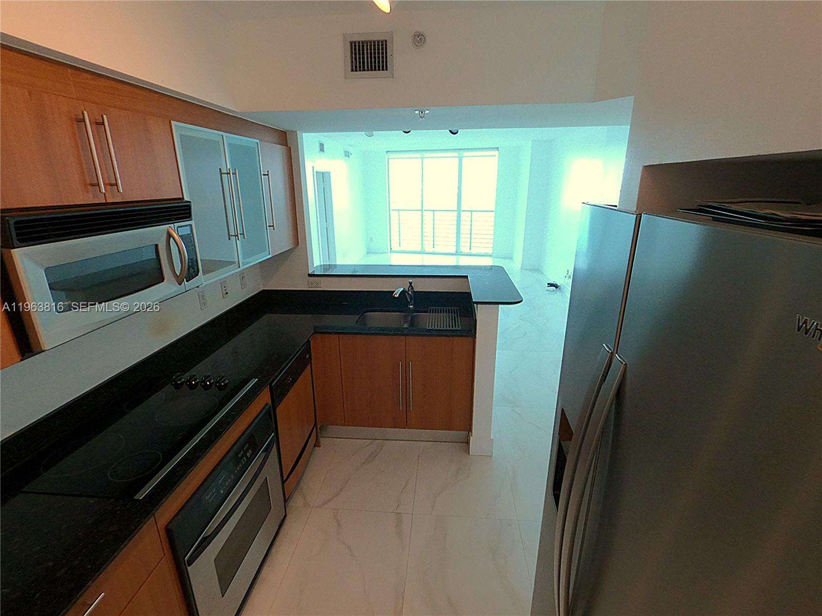 One Miami East at 335 Biscayne Blvd, Miami, FL 33131 - For Rent photo 2