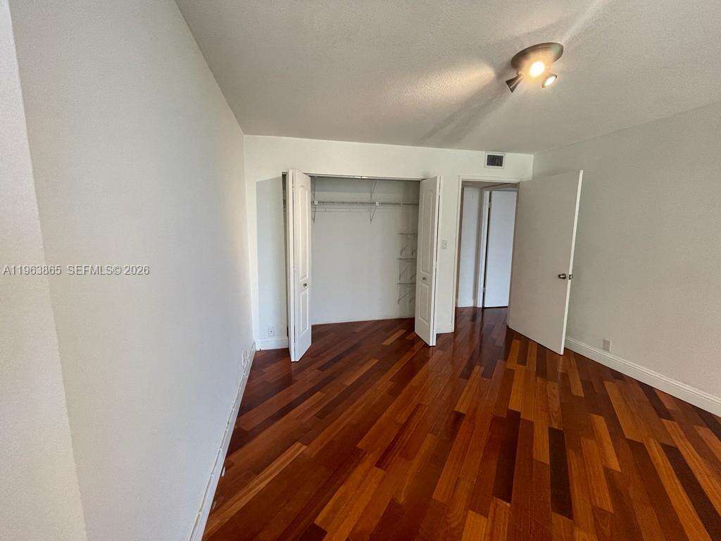 Brickell Place at 1865 Brickell Ave, Miami, FL 33129 - For Rent photo 11