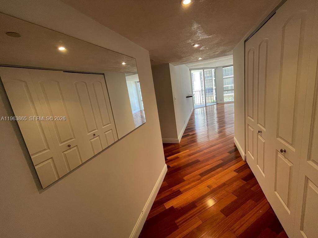 Brickell Place at 1865 Brickell Ave, Miami, FL 33129 - For Rent photo 14
