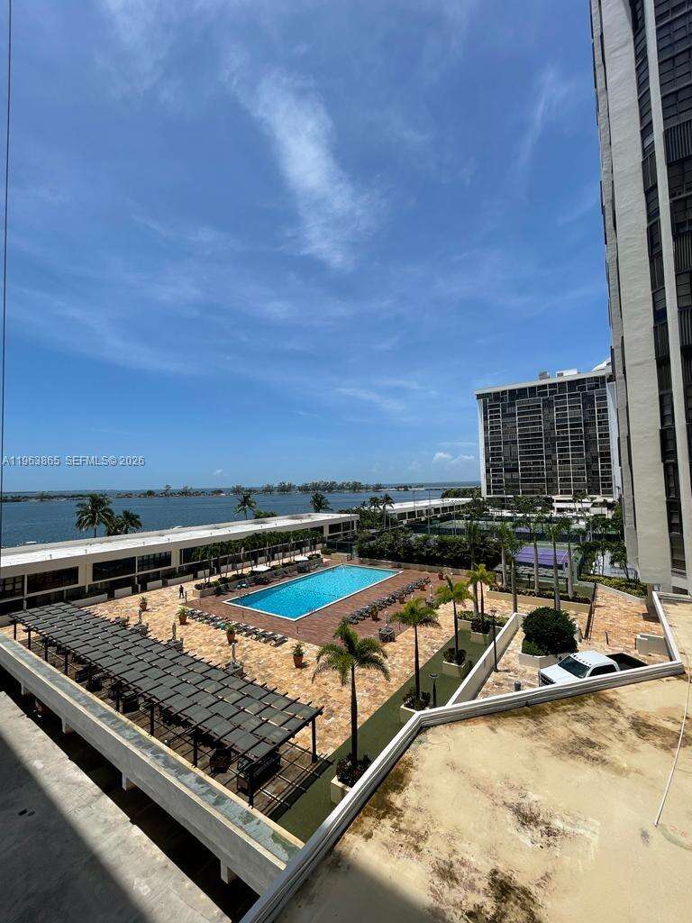 Brickell Place at 1865 Brickell Ave, Miami, FL 33129 - For Rent photo 17