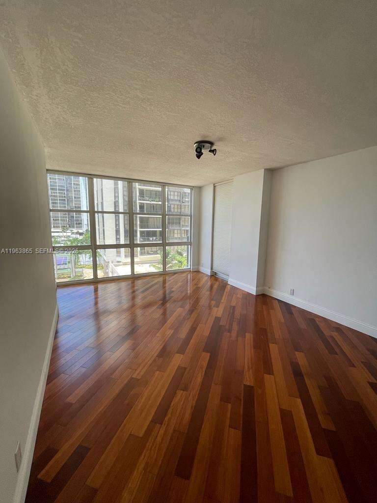 Brickell Place at 1865 Brickell Ave, Miami, FL 33129 - For Rent photo 27