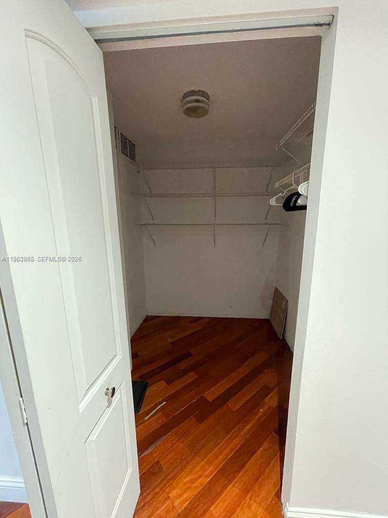 Brickell Place at 1865 Brickell Ave, Miami, FL 33129 - For Rent photo 38