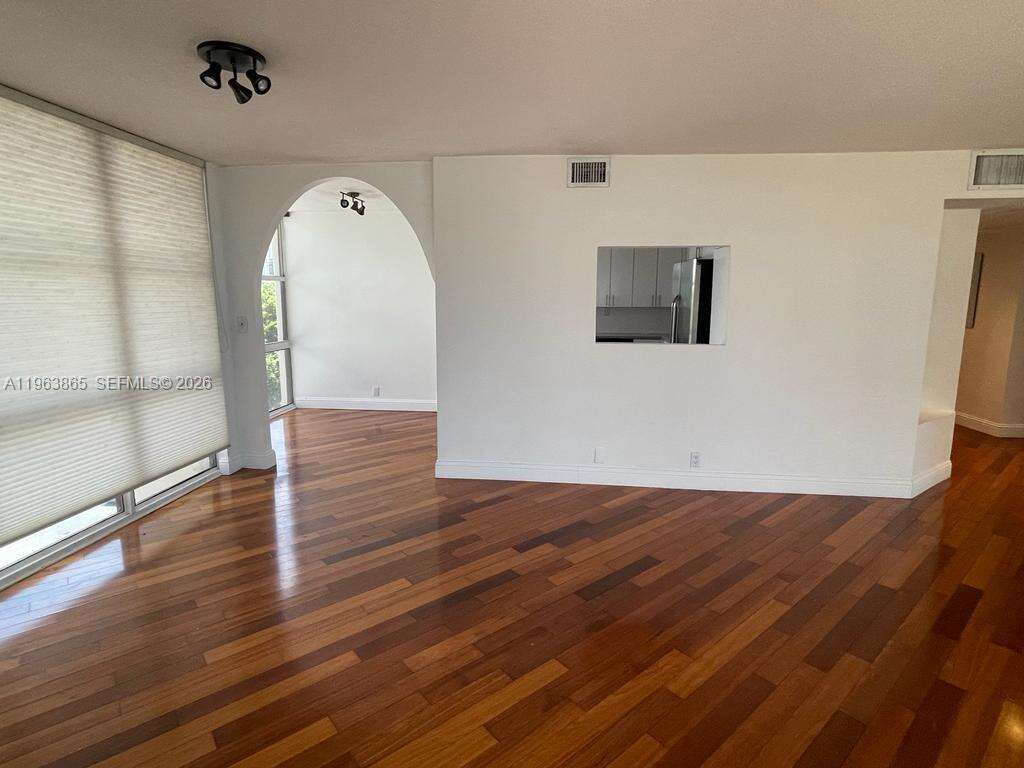 Brickell Place at 1865 Brickell Ave, Miami, FL 33129 - For Rent photo 5