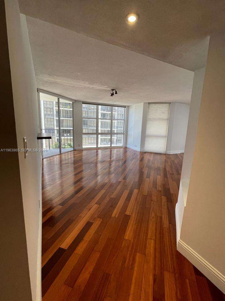 Brickell Place at 1865 Brickell Ave, Miami, FL 33129 - For Rent photo 45
