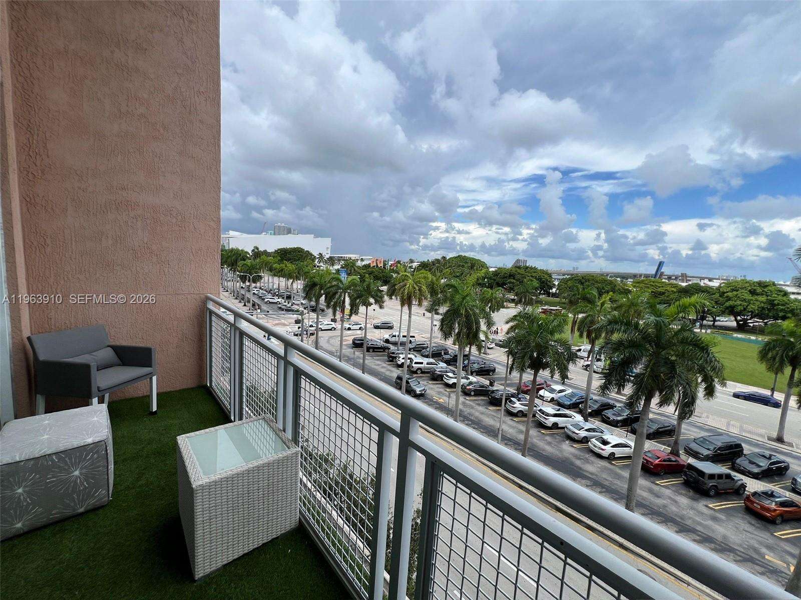 Vizcayne South at 253 2 St, Miami, FL 33132 - For Rent photo 9