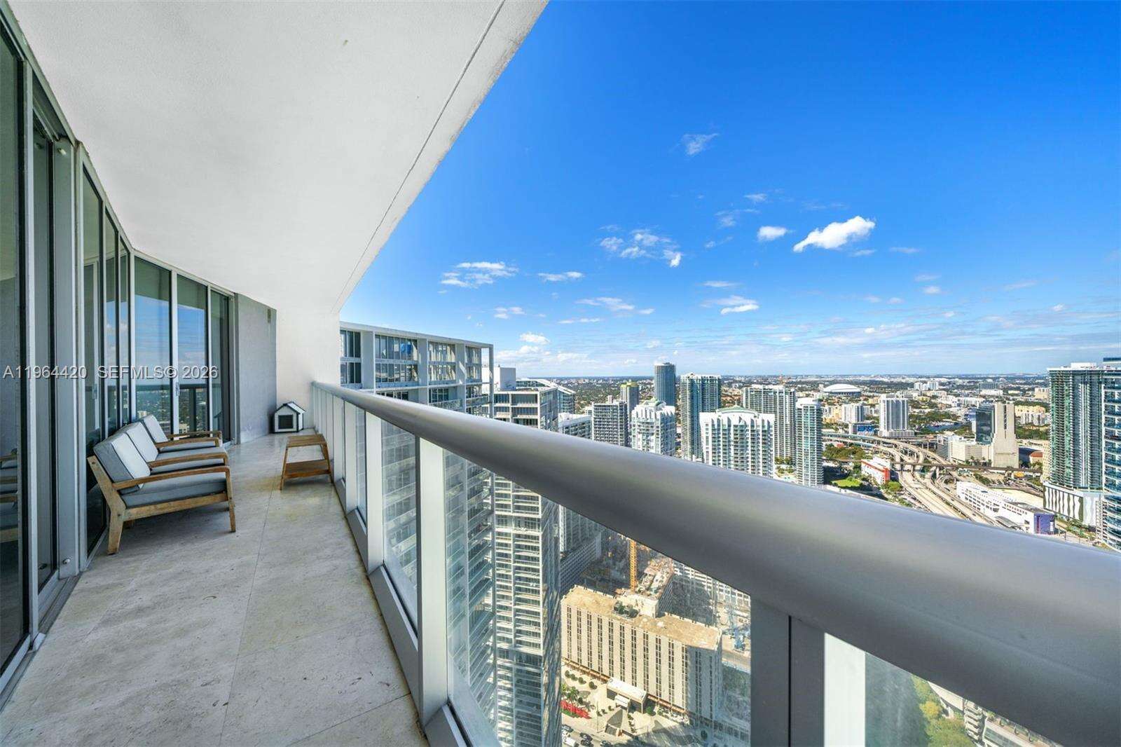 Icon Brickell 1 at 465 Brickell Ave, Miami, FL 33131 - For Rent photo 16