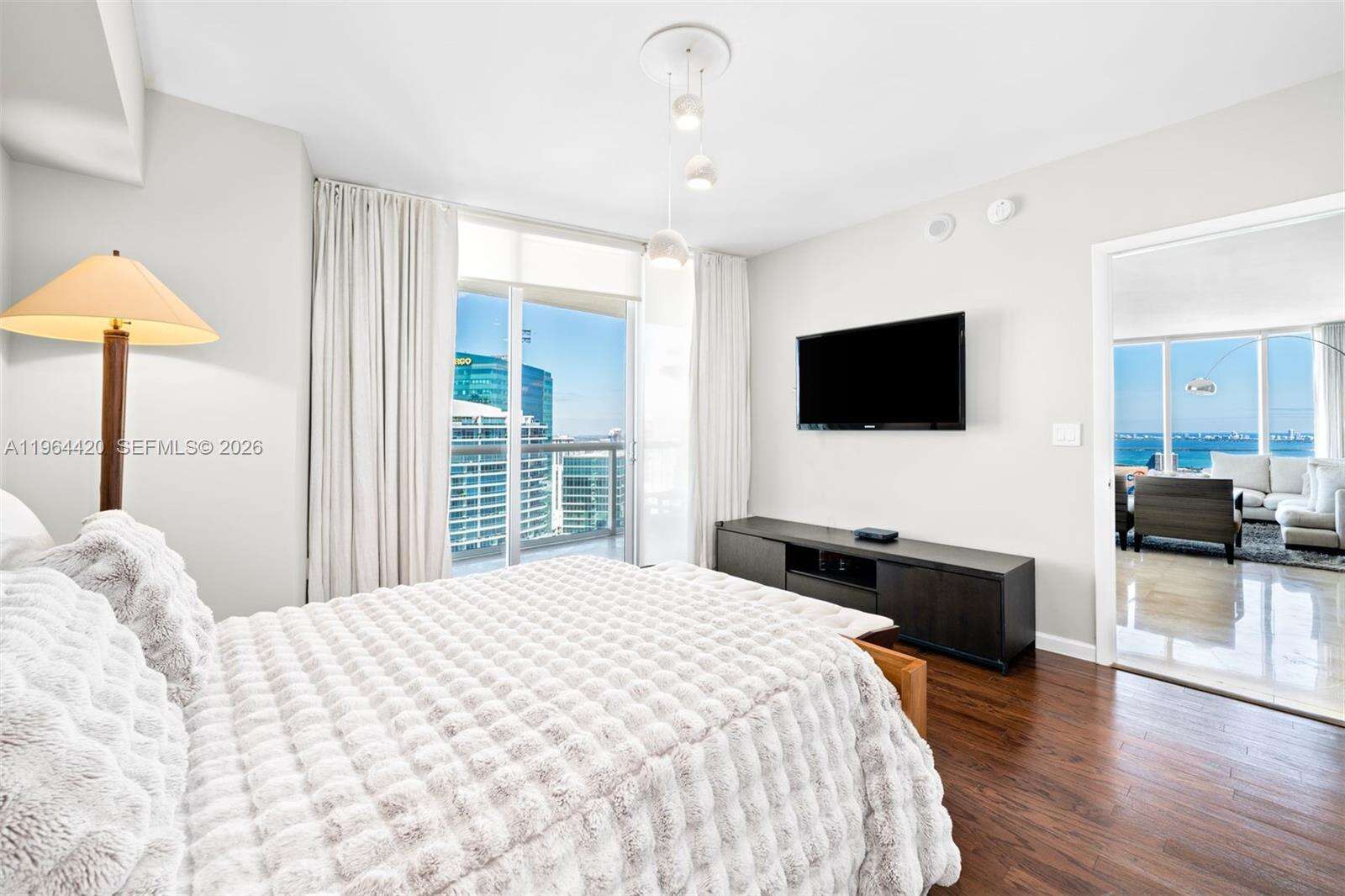Icon Brickell 1 at 465 Brickell Ave, Miami, FL 33131 - For Rent photo 10