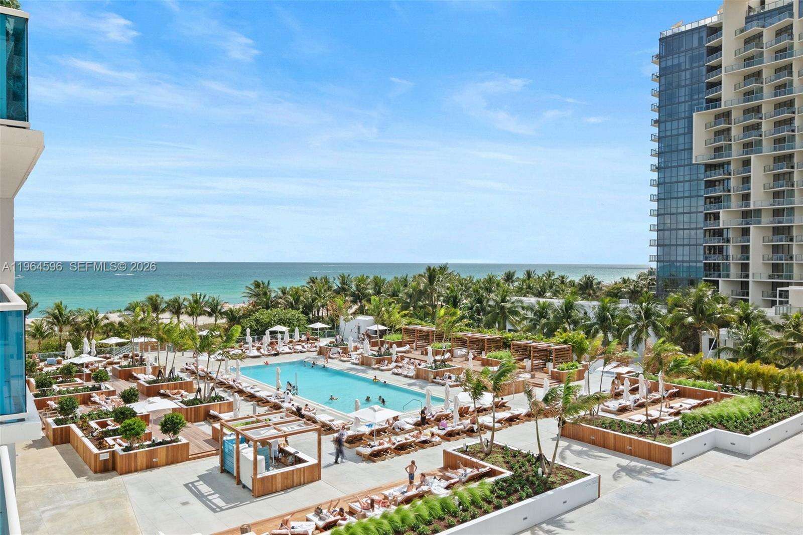 Roney Palace at 2301 Collins Ave, Miami Beach, FL 33139 - For Rent photo 4