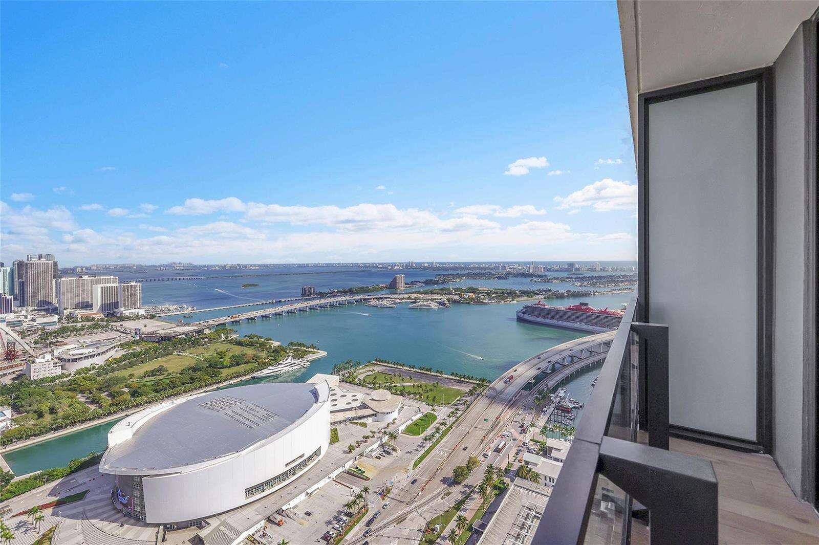 The Elser at 398 5, Miami, FL 33132 - For Rent photo 1