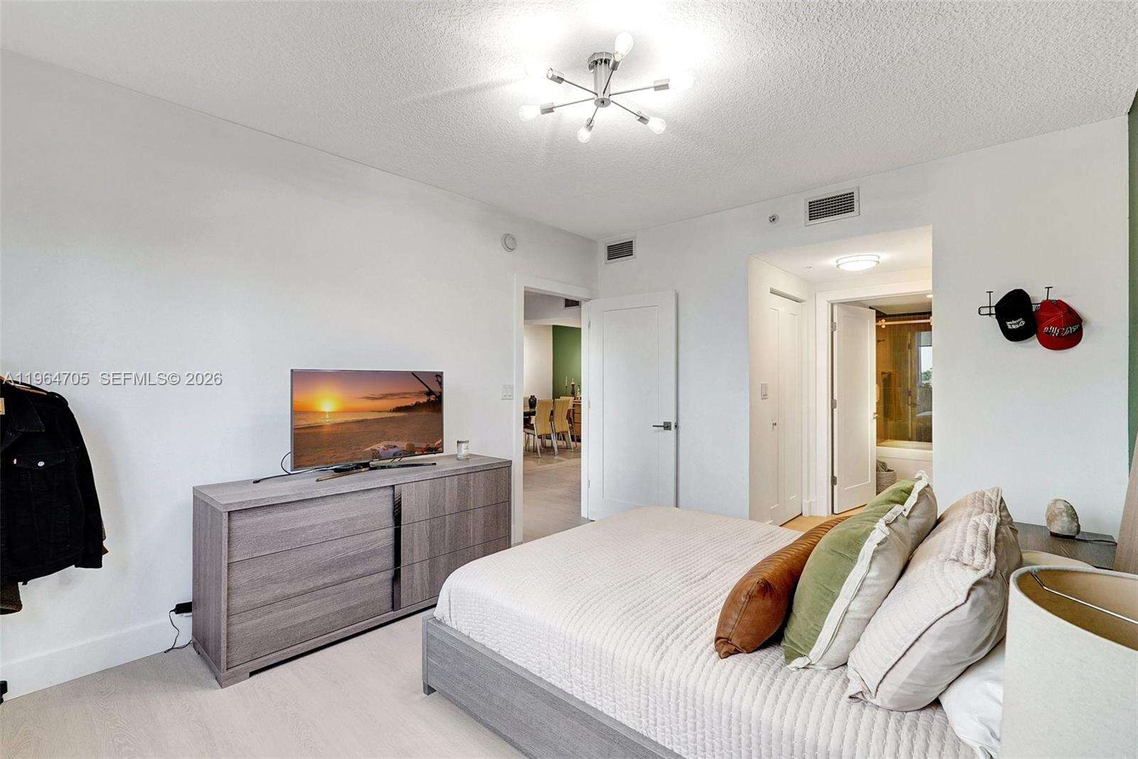 Venture at 18800 29 Ave, Aventura, FL 33180 - For Rent photo 17