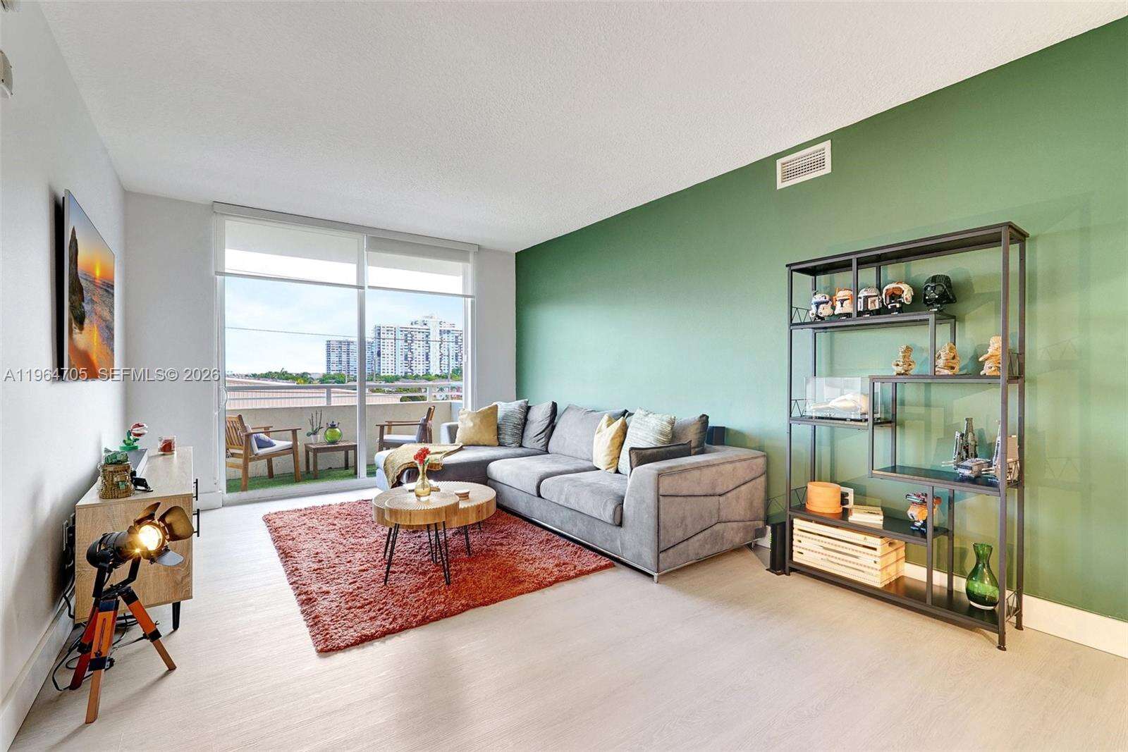 Venture at 18800 29 Ave, Aventura, FL 33180 - For Rent photo 5