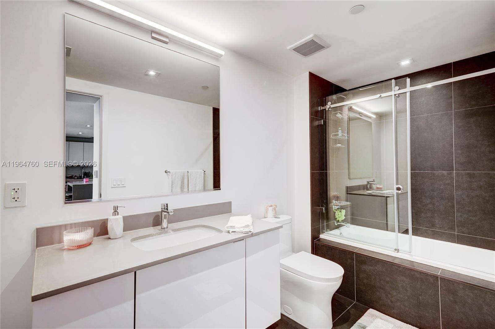 Canvas at Miami, FL 33132 - For Rent photo 4