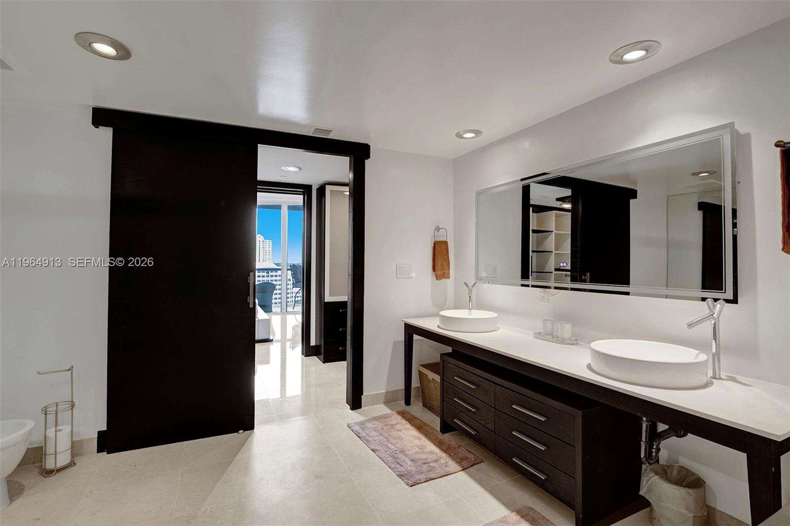 Icon Brickell 1 at 465 Brickell Ave, Miami, FL 33131 - For Rent photo 20