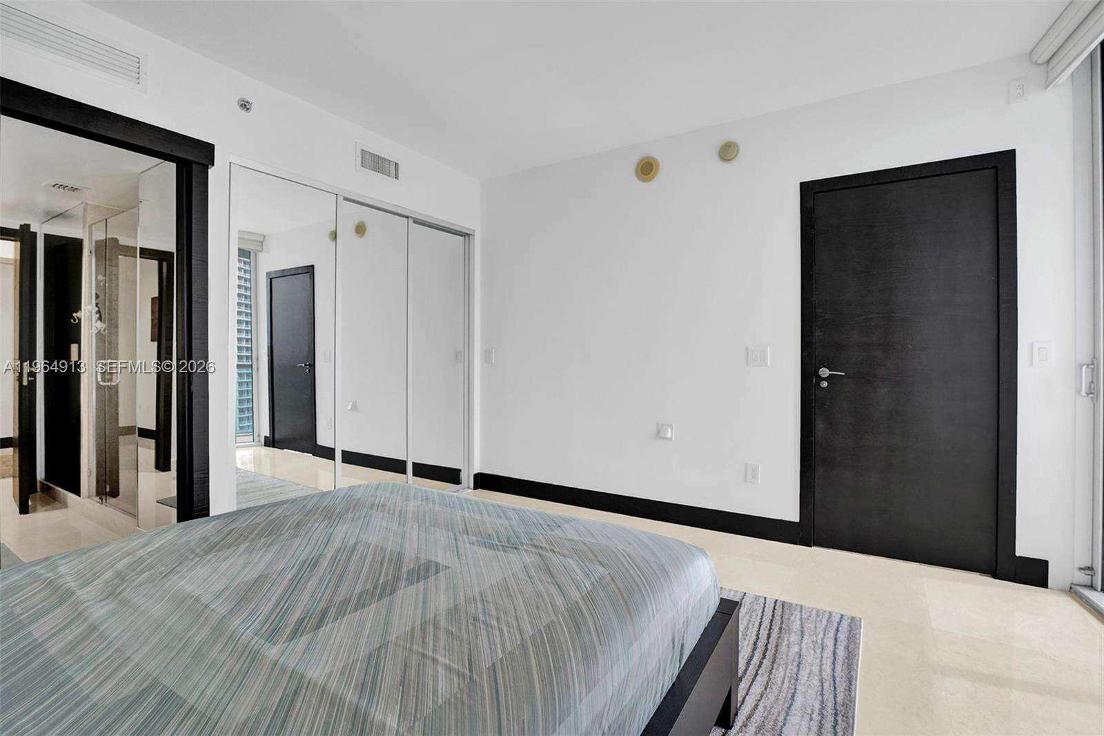Icon Brickell 1 at 465 Brickell Ave, Miami, FL 33131 - For Rent photo 34