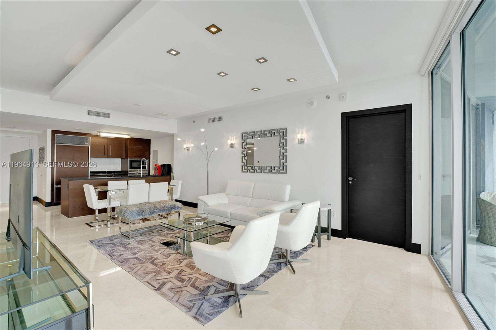 Icon Brickell 1 at 465 Brickell Ave, Miami, FL 33131 - For Rent photo 5