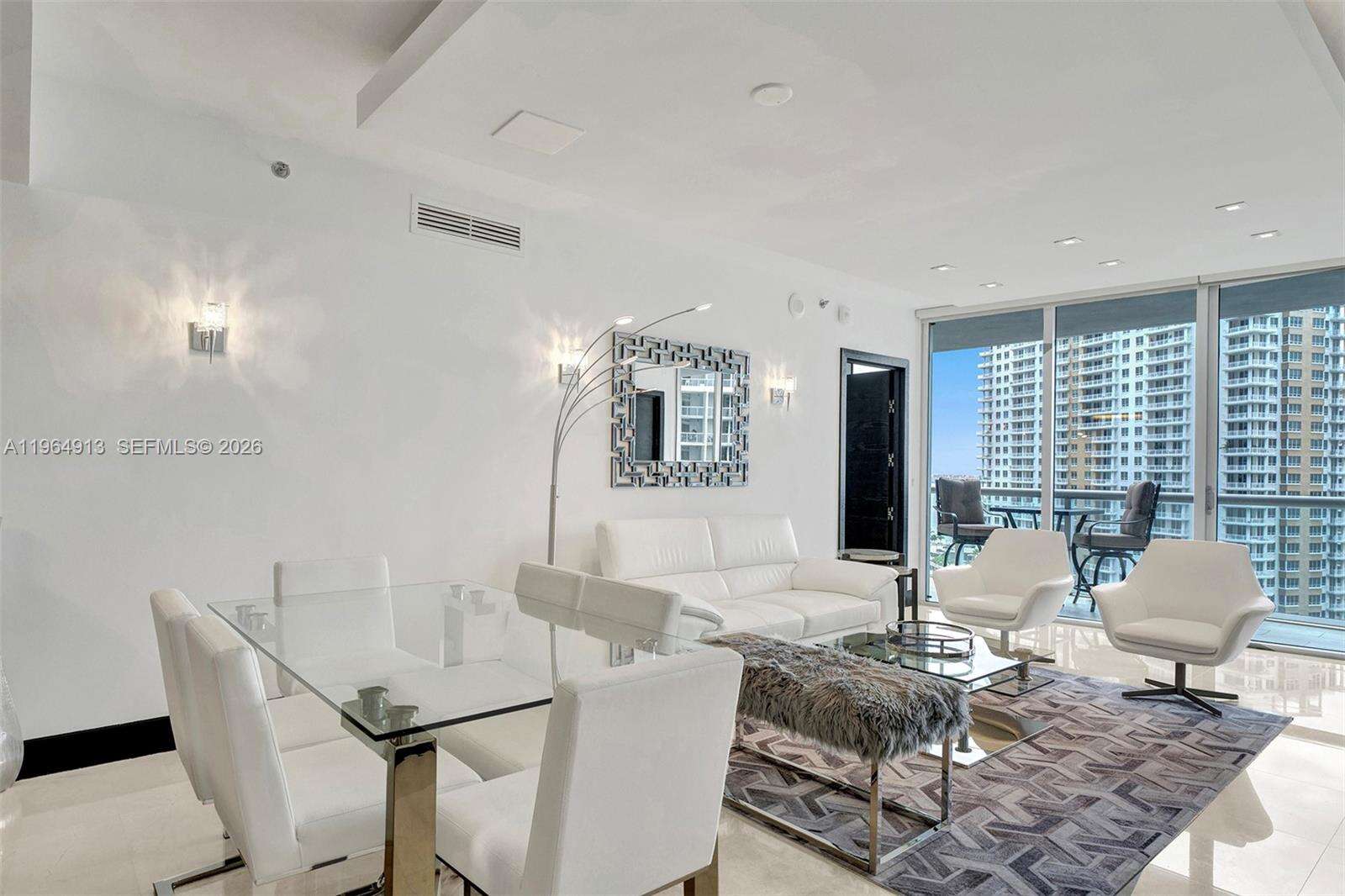 Icon Brickell 1 at 465 Brickell Ave, Miami, FL 33131 - For Rent photo 8