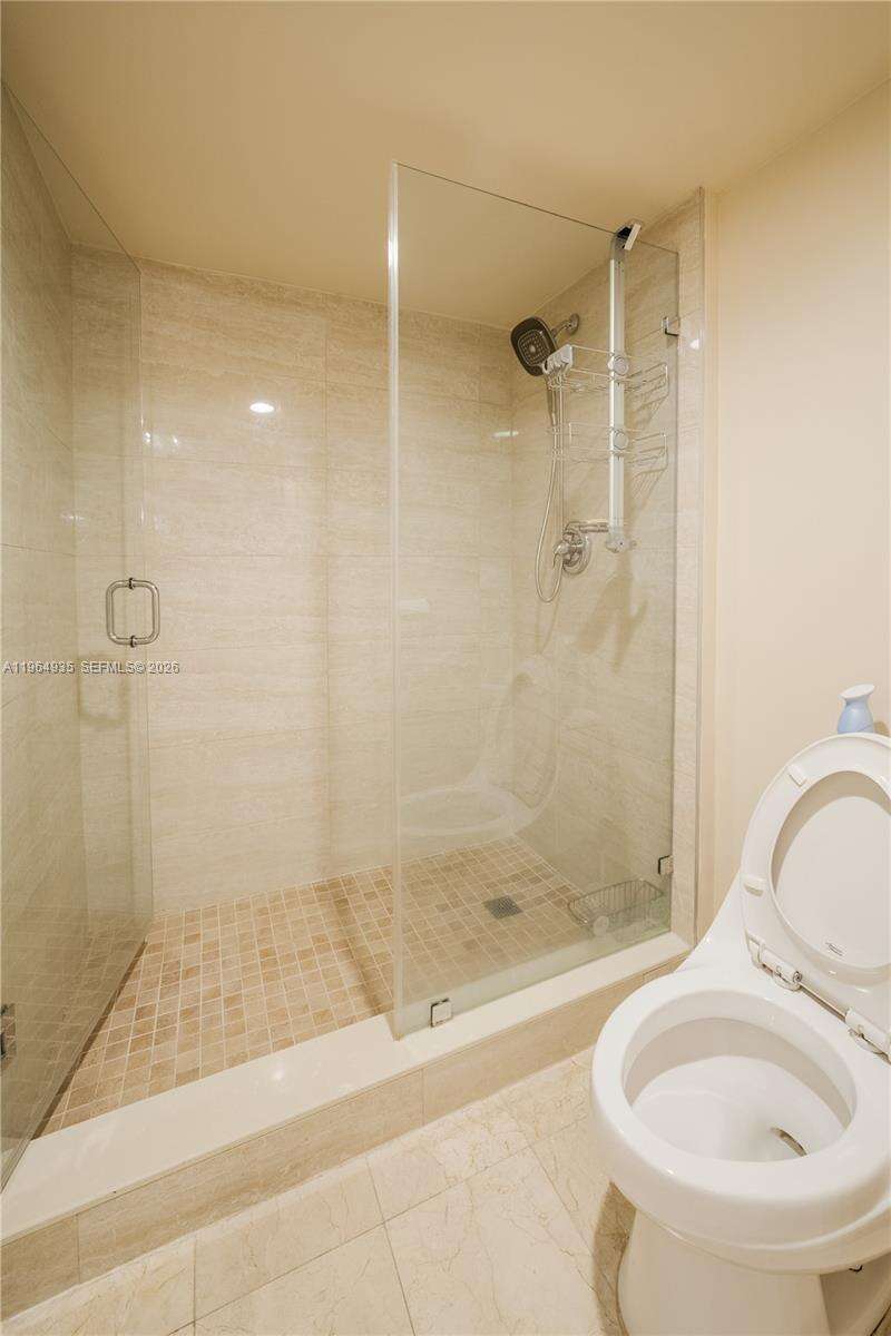Sands Pointe at 16711 Collins Ave, Sunny Isles Beach, FL 33160 - For Rent photo 24