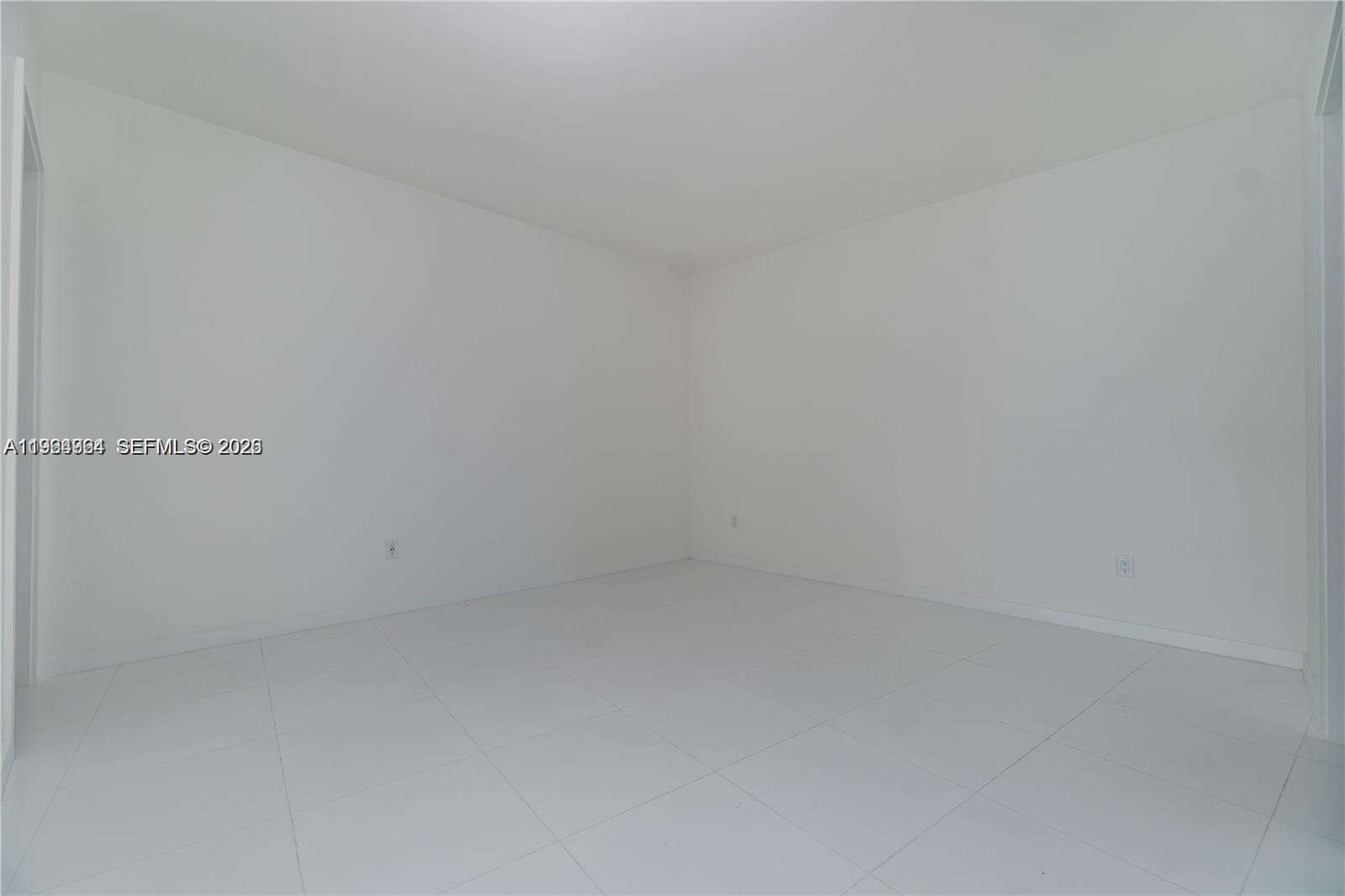 Paramount Miami Worldcenter at 851 1 Ave, Miami, FL 33132 - For Rent photo 14