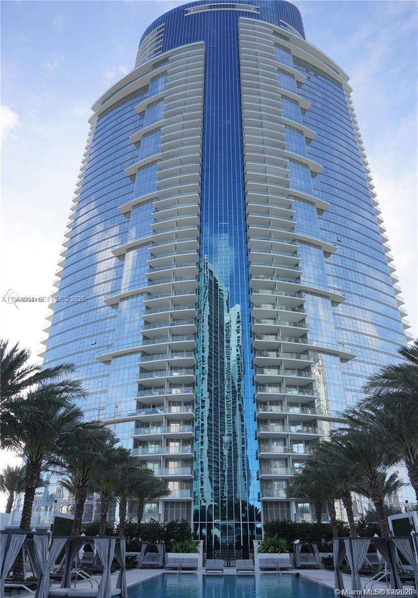 Paramount Miami Worldcenter at 851 1 Ave, Miami, FL 33132 - For Rent photo 54