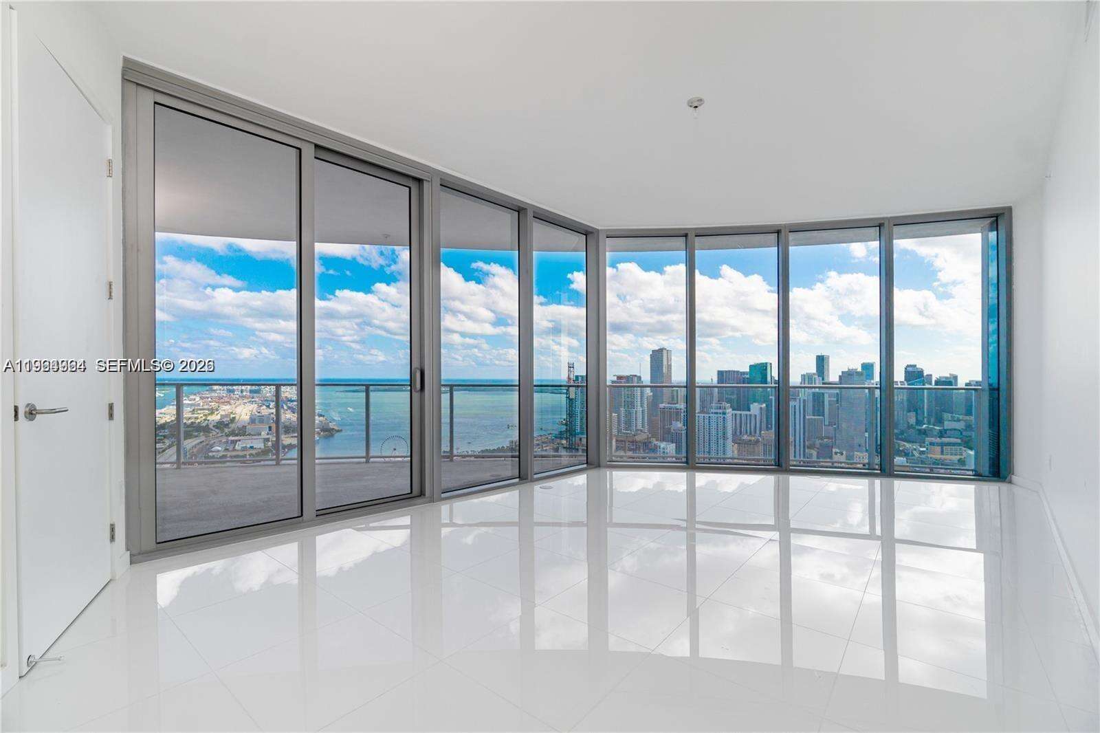 Paramount Miami Worldcenter at 851 1 Ave, Miami, FL 33132 - For Rent photo 9
