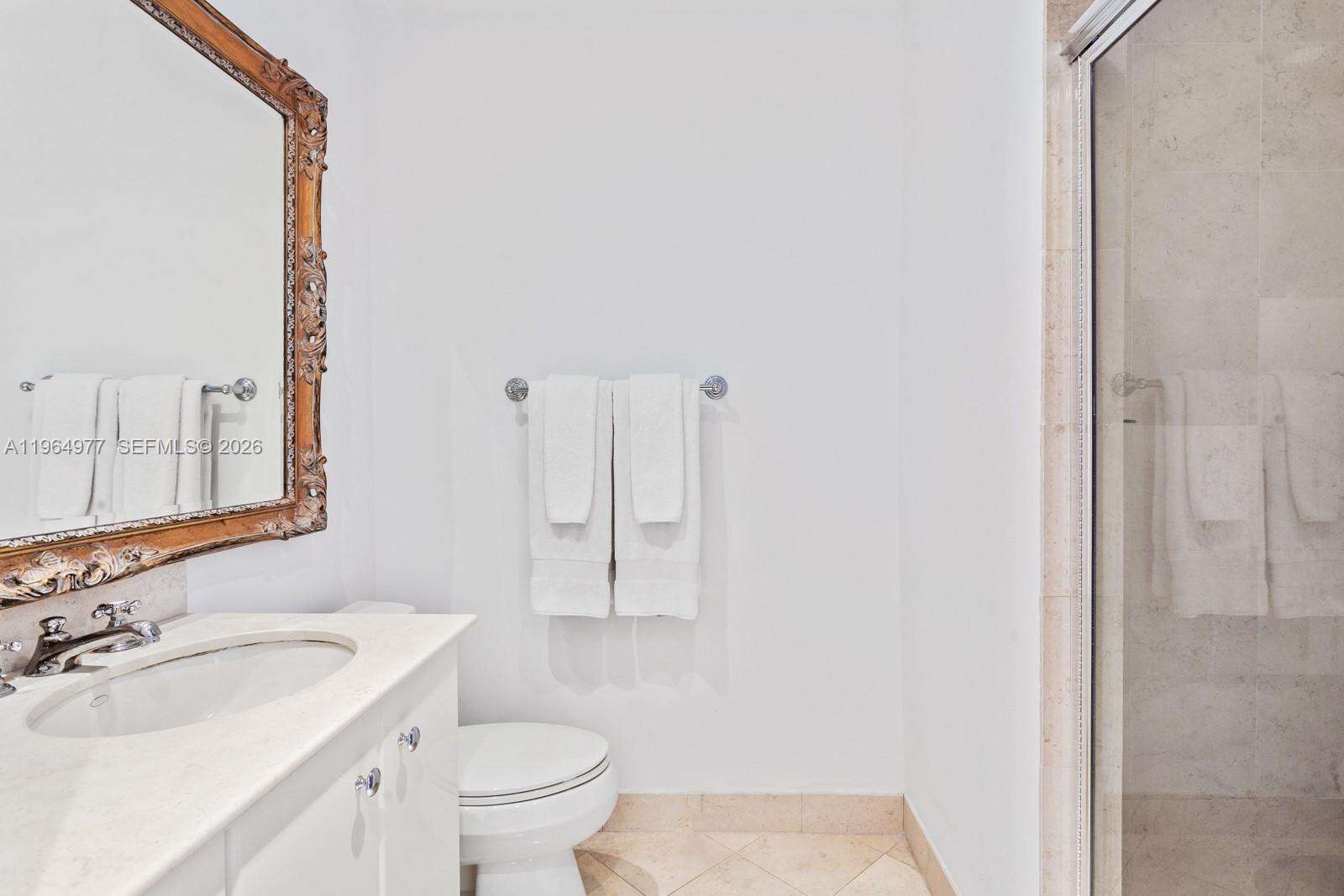 Continuum South Tower at 100 Pointe Dr, Miami Beach, FL 33139 - For Rent photo 11