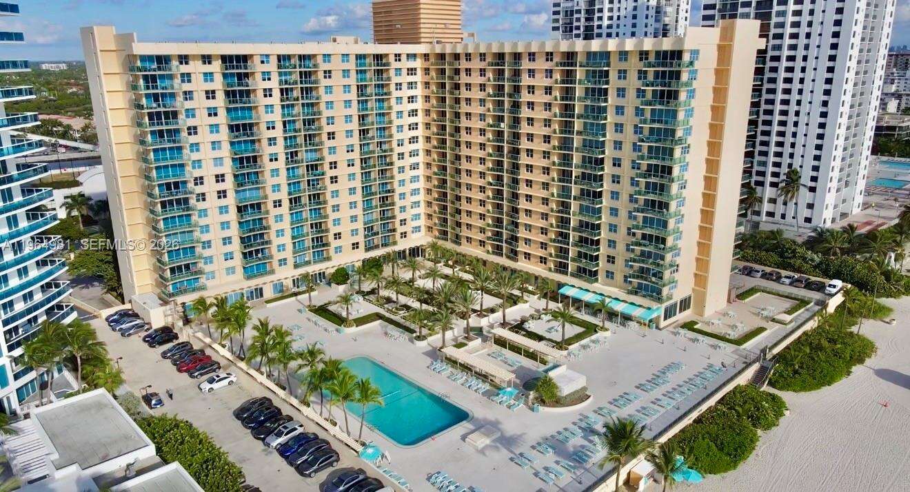 The Wave at 2501 Ocean Dr, Hollywood, FL 33019 - For Rent photo 39