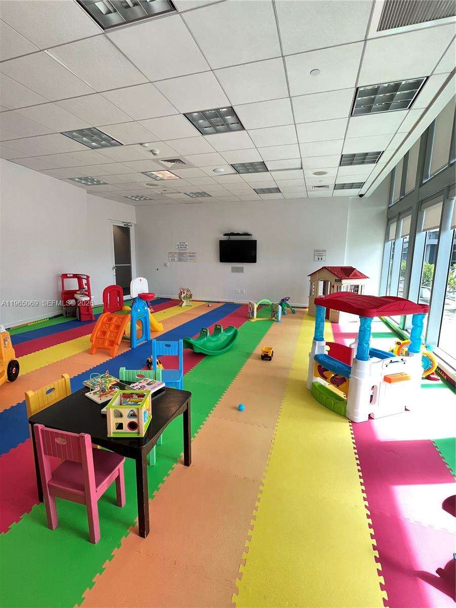 Axis On Brickell at 1111 1 Ave, Miami, FL 33130 - For Rent photo 32