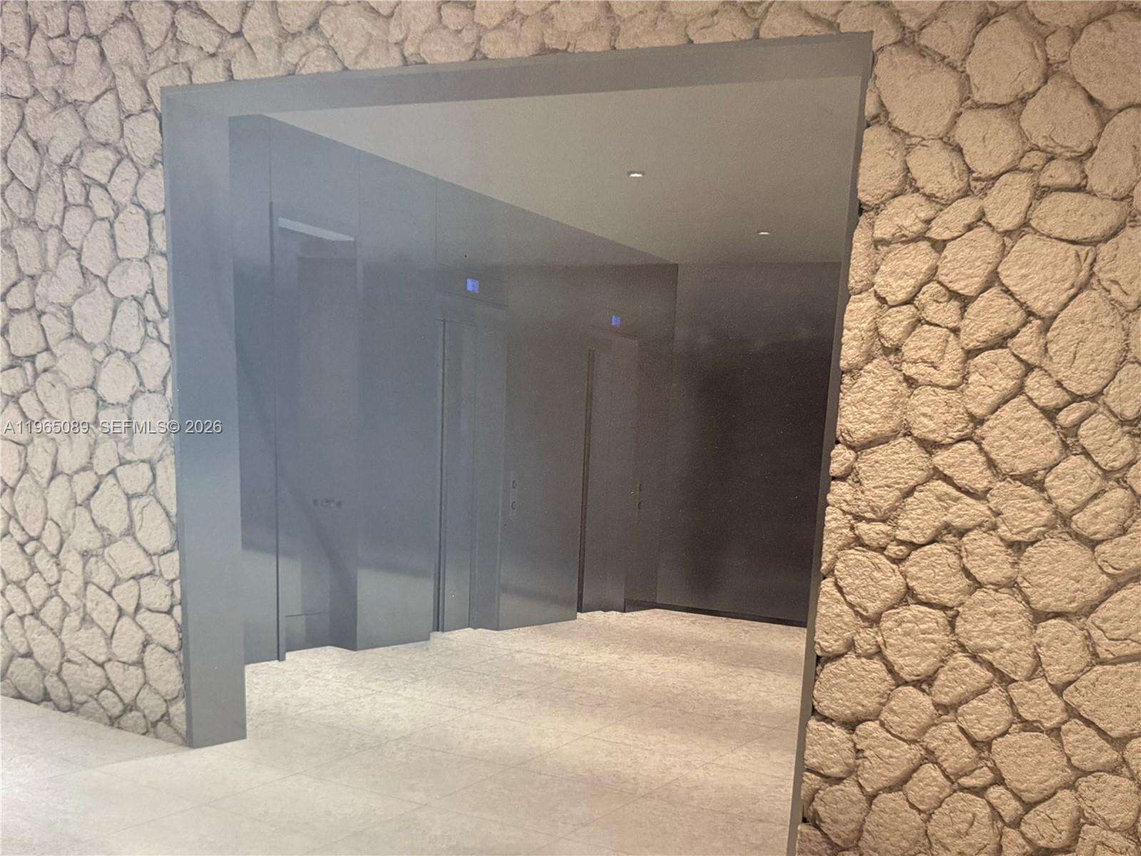 Oceanside Plaza at 5555 Collins Ave, Miami Beach, FL 33140 - For Rent photo 27