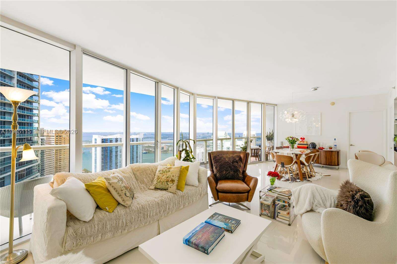 Icon Brickell 2 at 495 Brickell Ave, Miami, FL 33131 - For Rent photo 2