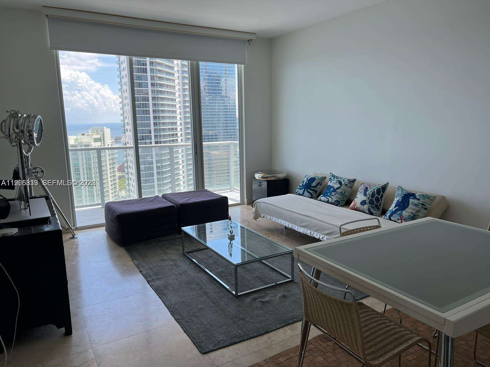 The Mark On Brickell at 1155 Brickell Bay Dr, Miami, FL 33131 - For Rent photo 3