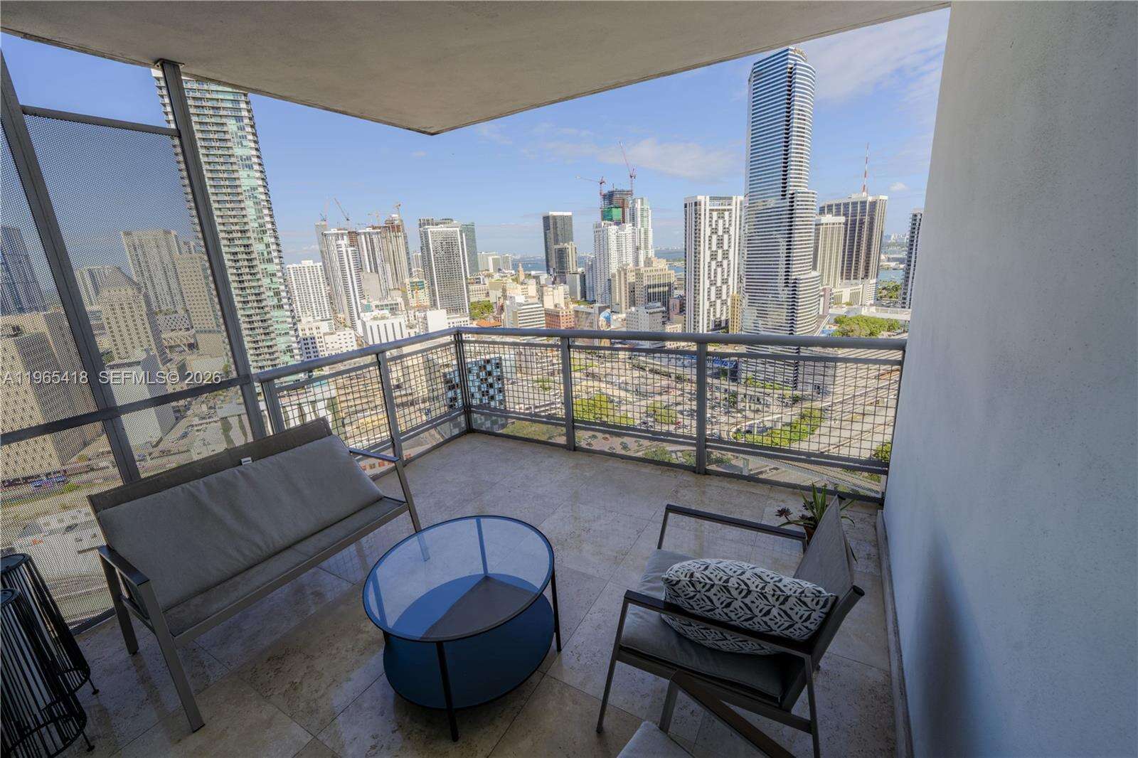 Wind By Neo at Miami, FL 33130 - For Rent photo 5