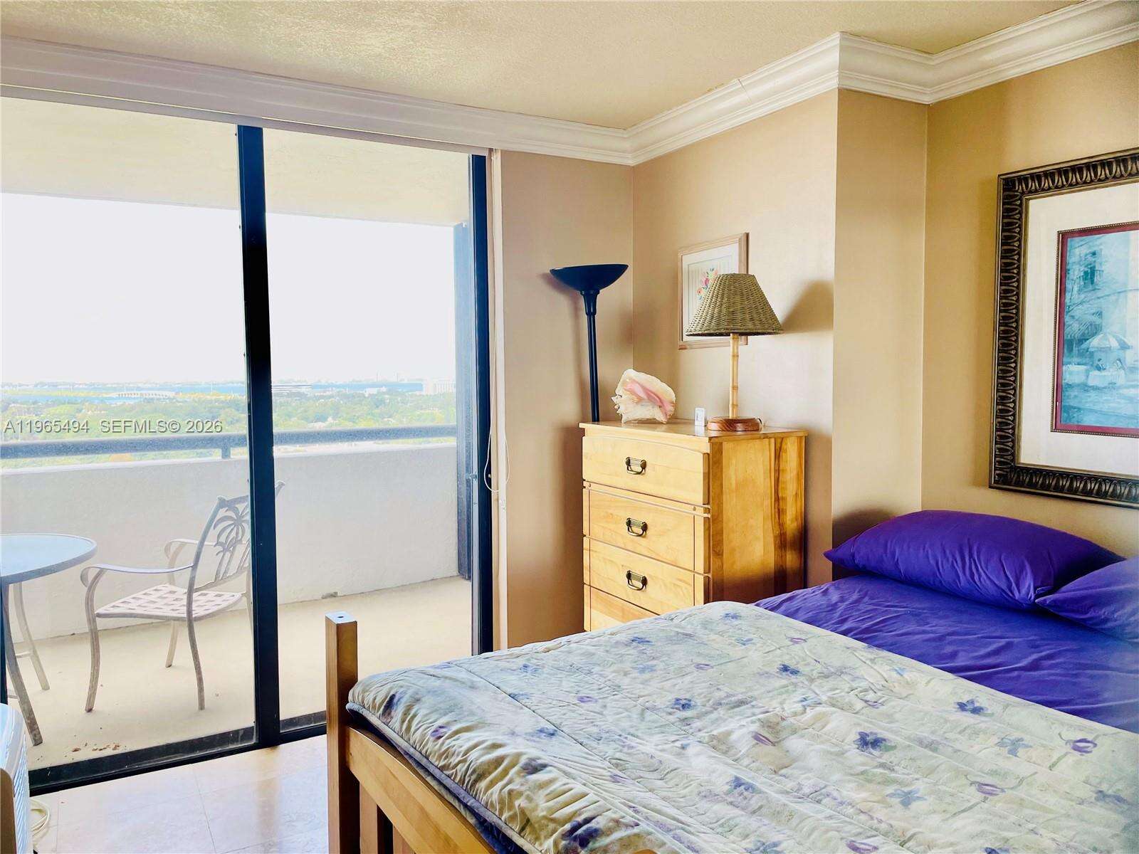 Club Atlantis at 2555 Collins Ave, Miami Beach, FL 33140 - For Rent photo 12