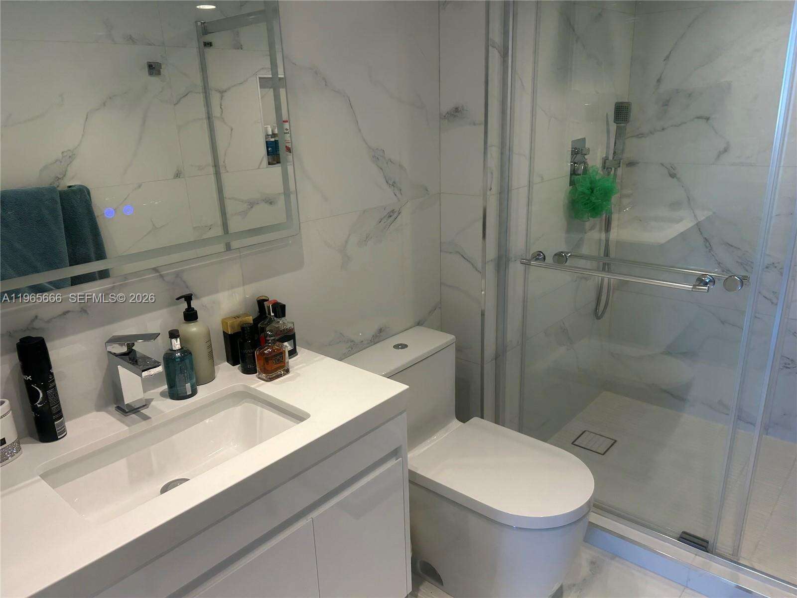 Yacht Club At Portofino at 90 Alton Rd, Miami Beach, FL 33139 - For Rent photo 3