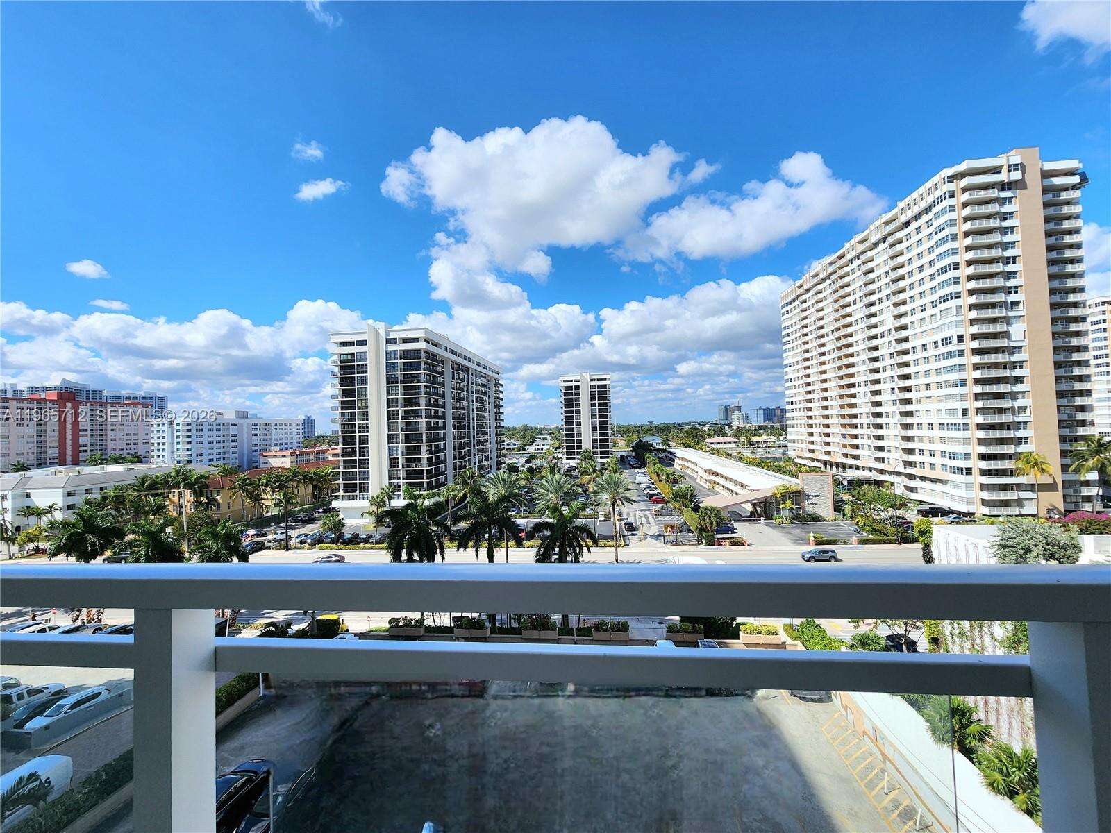 Parker Plaza at 2030 Ocean Dr, Hallandale Beach, FL 33009 - For Rent photo 5