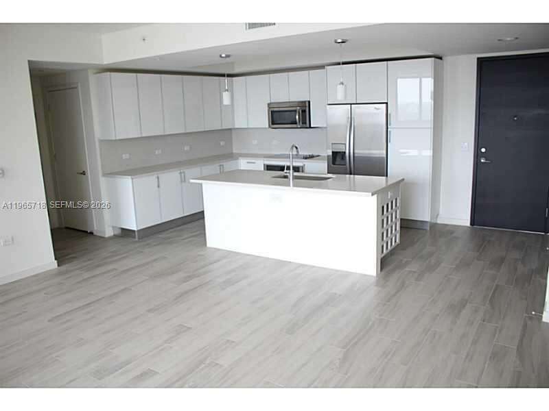 Nine At Mary Brickell Village at 999 1 Ave, Miami, FL 33130 - For Rent photo 4