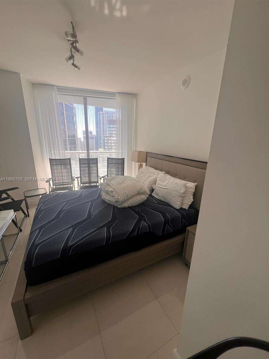 Icon Brickell 1 at 475 Brickell Ave, Miami, FL 33131 - For Rent photo 14