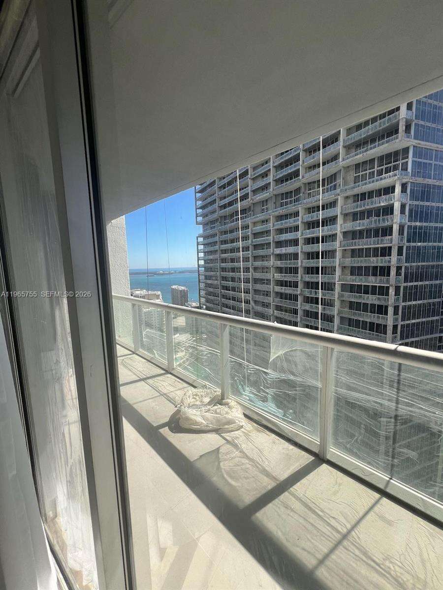 Icon Brickell 1 at 475 Brickell Ave, Miami, FL 33131 - For Rent photo 19