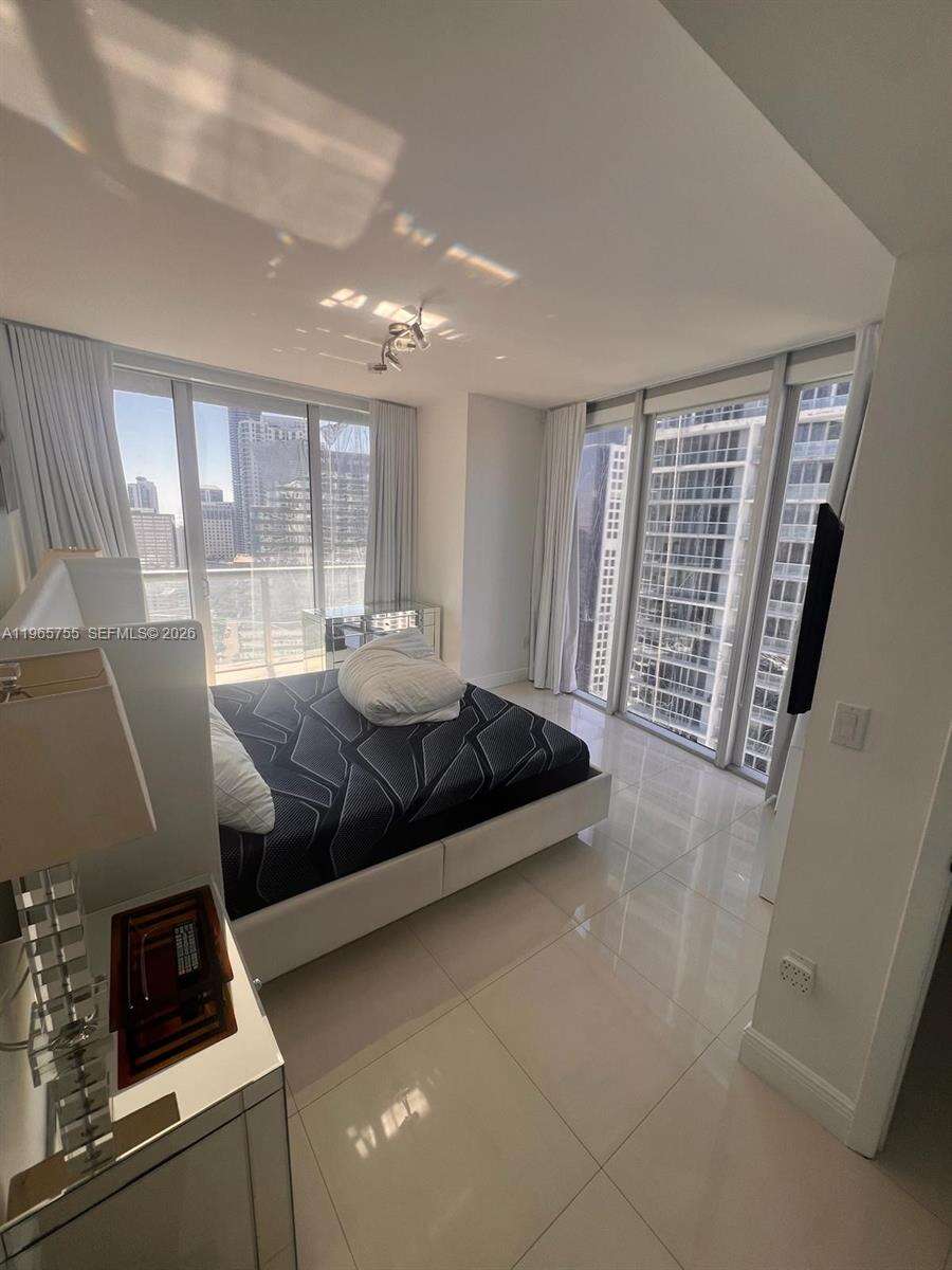 Icon Brickell 1 at 475 Brickell Ave, Miami, FL 33131 - For Rent photo 22