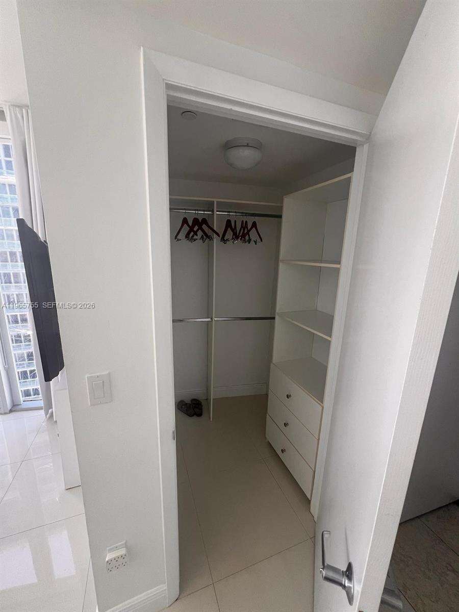 Icon Brickell 1 at 475 Brickell Ave, Miami, FL 33131 - For Rent photo 23