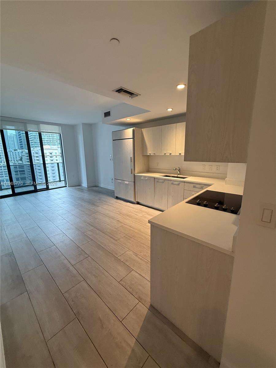 Brickell Heights East at 45 9 St, Miami, FL 33130 - For Rent photo 8