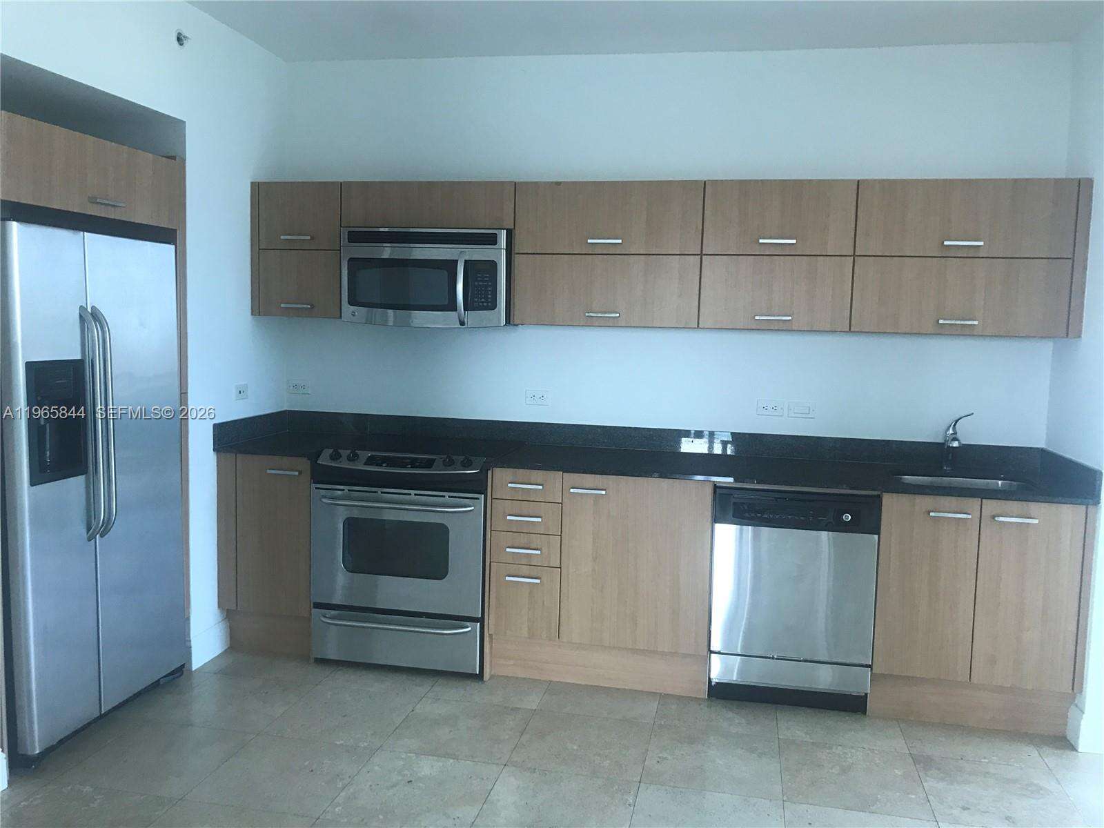Wind By Neo at 350 Miami Ave, Miami, FL 33130 - For Rent photo 5