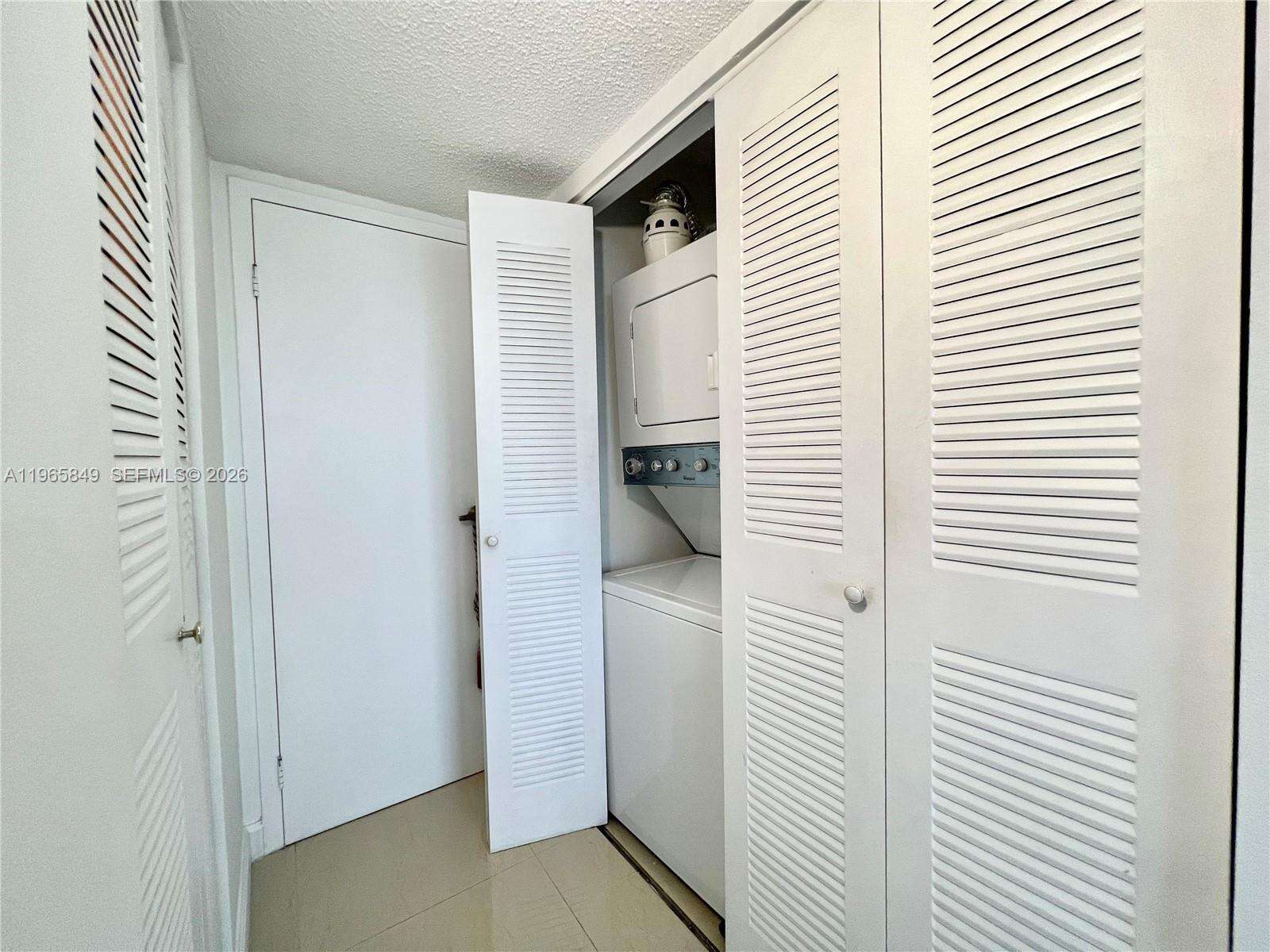 Grandview Palace at 7601 Treasure Dr, North Bay Village, FL 33141 - For Rent photo 18