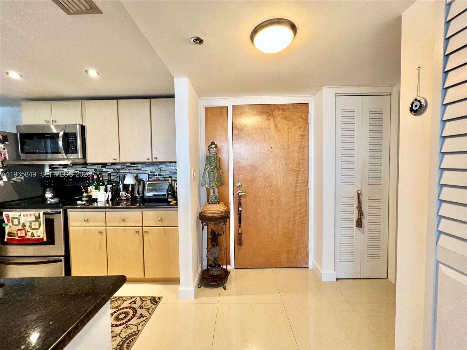 Grandview Palace at 7601 Treasure Dr, North Bay Village, FL 33141 - For Rent photo 6