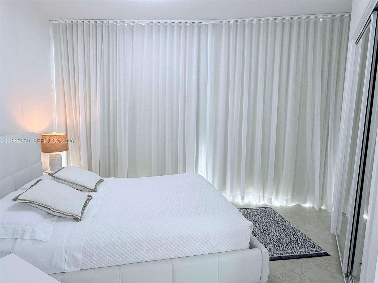 Trump Royale at 18201 Collins Ave, Sunny Isles Beach, FL 33160 - For Rent photo 12
