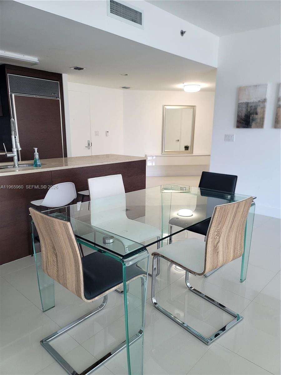 Icon Brickell 1 at 475 Brickell Ave, Miami, FL 33131 - For Rent photo 9