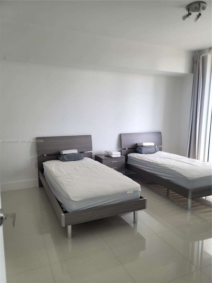 Icon Brickell 1 at 475 Brickell Ave, Miami, FL 33131 - For Rent photo 10
